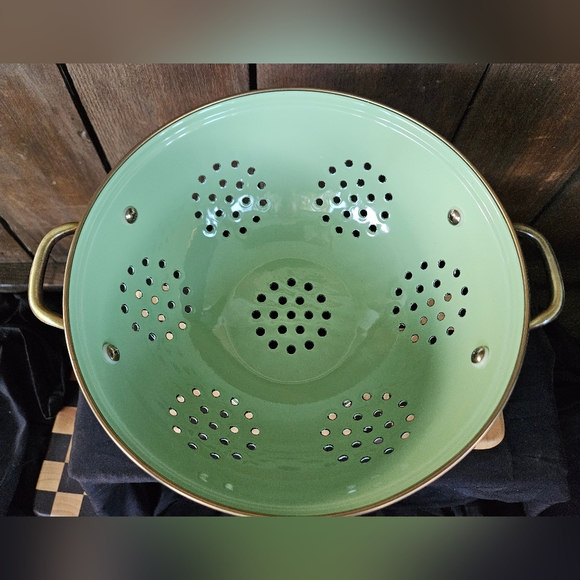 Mackenzie Childs Flower Market Green Large Colander - Picture 5 of 6